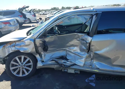 2012 Toyota Camry Xle z USA, uszkodzony, nr VIN 4T4BF1FK6CR211112